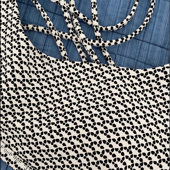 Lululemon Free To Be Wild Bra - Picture 3 of 5